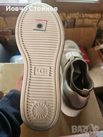 Дамски обувки UGG, снимка 4 - Дамски елегантни обувки - 54777891