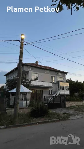 Продава се триетажна къща  с гараж 300 кв. м. в гр Бяла в съседство с гр. Обзор  , снимка 16 - Къщи - 55511188