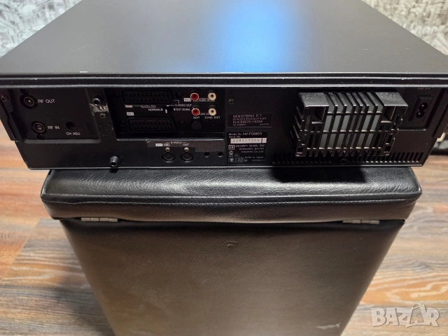 Продавам Panasonic NV-FS88 S-VHS Recorder, снимка 7 - Плейъри, домашно кино, прожектори - 54673377