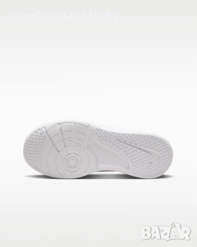 Юношески маратонки Nike Omni Multi-Court (GS), снимка 3 - Детски маратонки - 55102784