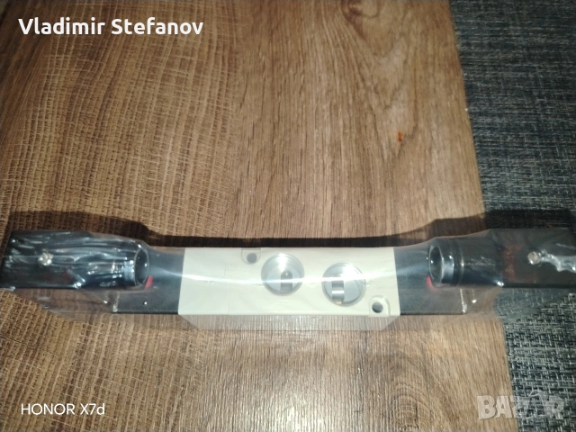 Пневматичен електромагнитен клапан AirTAC 4V330C-10, снимка 4 - Друга електроника - 54660012