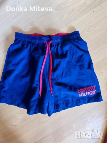 къси панталони Tommy Hilfiger номер М чисто нови без етикет 
