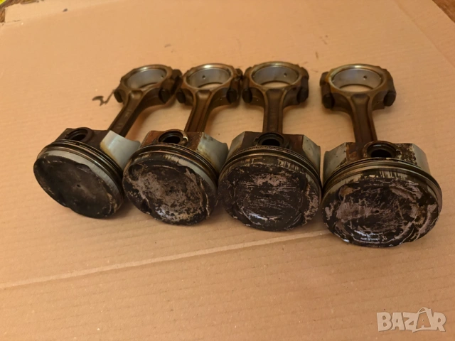 Бутала с биели Сузуки Гранд Витара 1.6 97 к.с Suzuki Grand Vitara, снимка 3 - Части - 54195672