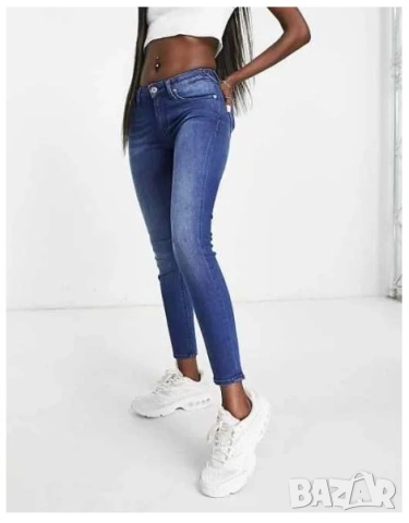 Оригинални ластични дънки Tommy Jeans, снимка 2 - Дънки - 54625290