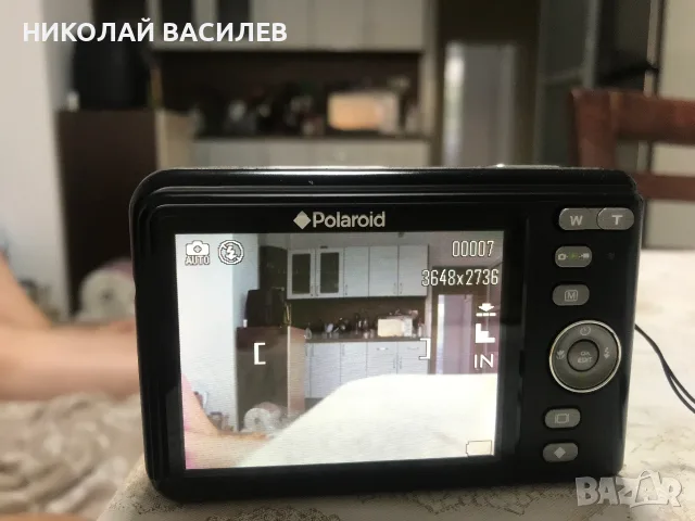 Фотоапарат  Полароид  / С  карта  памет  .