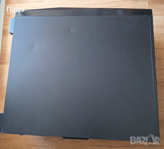 Кутия за PC Corsair, снимка 5 - Захранвания и кутии - 54322637