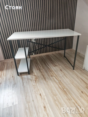Бюро с метални крака , снимка 2 - Бюра - 55003222