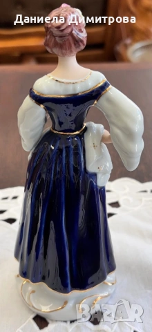 Елегантна дама, Royal Dux Bohemia, снимка 2 - Статуетки - 54288273