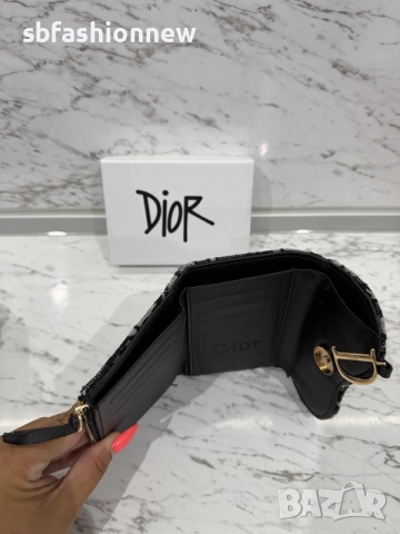 Dior портмоне в кутия , снимка 4 - Портфейли, портмонета - 55377347