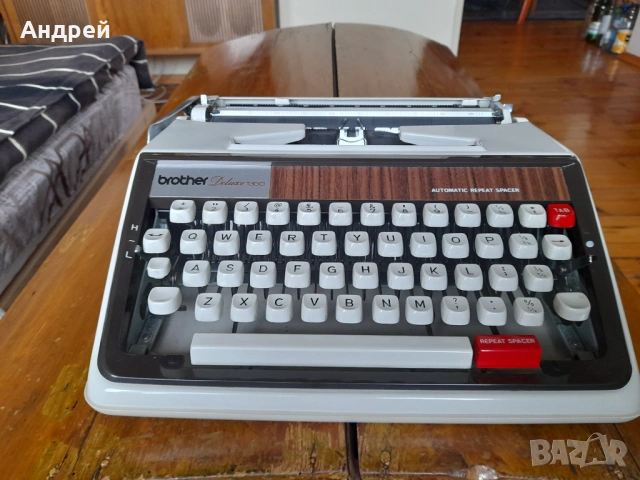 Стара пишеща машина Brother Deluxe 1350, снимка 3 - Антикварни и старинни предмети - 54780651