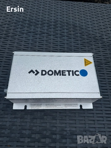 Зарядно устройство за батерии и преобразувател Buck-Boost DOMETIC SMP 439-10 