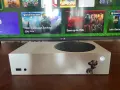 Xbox Series S 512GB – Отлично състояние, с кутия и оригинален контролер, снимка 4