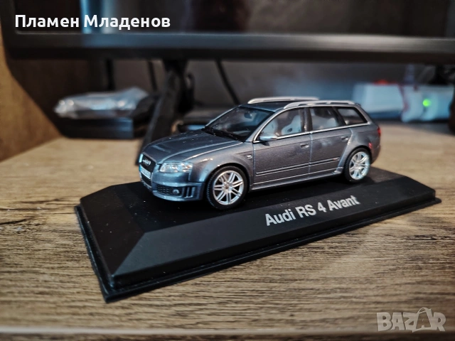 Модел 1:43, Audi rs4 Avant, Minichamps, снимка 2 - Колекции - 54968143