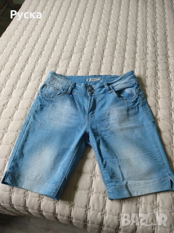 Къси дънкови панталони