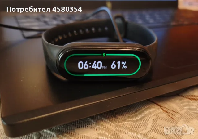Смарт гривна Xiaomi Mi Band 6 + 7 каишки, снимка 2 - Смарт гривни - 55610906