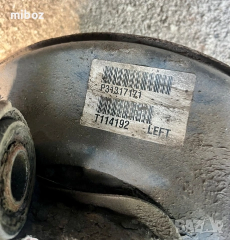 Шенкел главина задна Volvo XC90 2.4d D5, снимка 4 - Части - 55007485