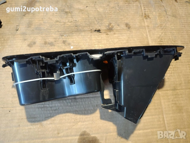 Cup Holder Централна Конзола 10A863475B Volkswagen ID.3 E11 pro, снимка 2 - Аксесоари и консумативи - 54476838