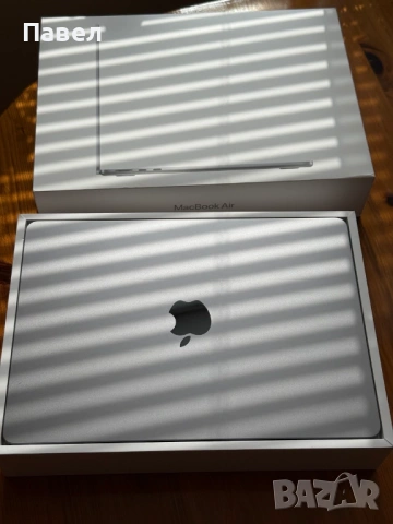 Перфектен MacBook Air 13 M2 / 8GB RAM / 256GB SSD / Space Gray