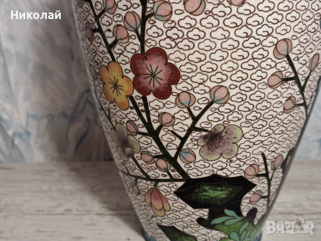 Стара Китайска Ваза Бронз Емайл Клоазон , снимка 3 - Антикварни и старинни предмети - 54752919