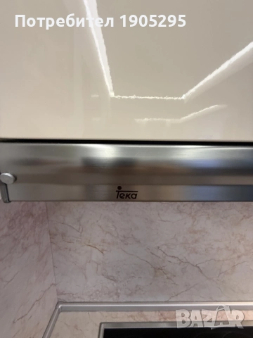 Продавам кухня 3,28м.  с фурна, плот и миялна AEG, хладилник Zanussi, аспиратор Teka, само за 1200€, снимка 5 - Кухни - 55216453