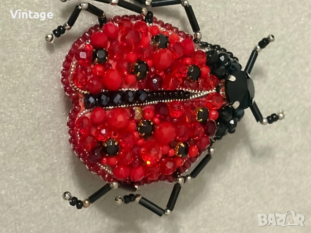 Handmade  уникална брошка - Калинка 