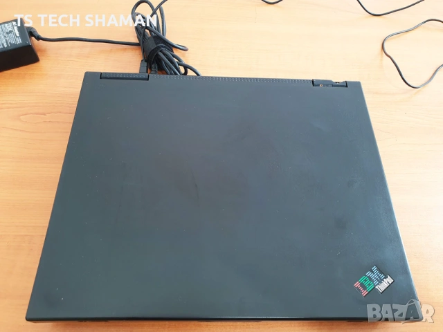 ⭐Продавам уникален ретро лаптоп IBM T20 Pentium 700MHz с Windows XP и РАБОТЕЩ Сериен Порт CОМ1, снимка 7 - Антикварни и старинни предмети - 54356967