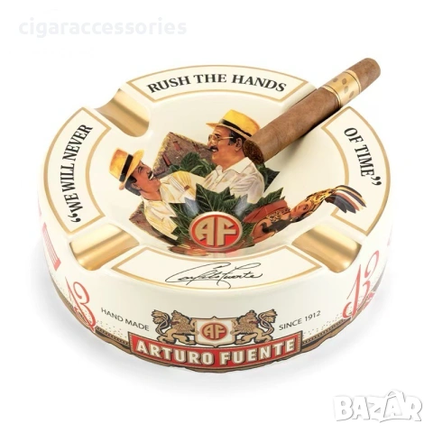 Arturo Fuente пепелник за пури – 4 места, керамика, подаръчна кутия, снимка 4 - Табакери - 53891201