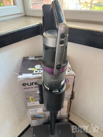 Вертикална Прахосмукачка EUREKA Stylus Elite 24000Pa Самопочистваща Станция, Четка Против Заплитане , снимка 3 - Прахосмукачки - 55058747