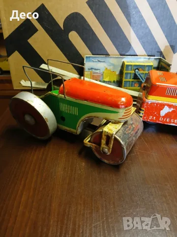 Стари ламаринени играчки., снимка 2 - Колекции - 55300694