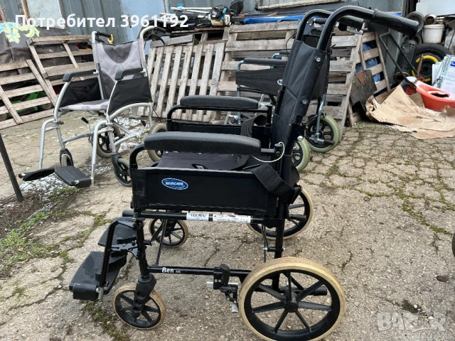 Ръчна инвалидна количка INVACARE, снимка 3 - Инвалидни колички - 54171163