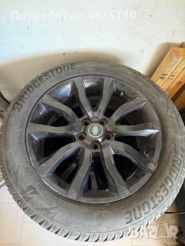 Зимни гуми BRIDGESTONE 255/55/20 с оригинални джанти за Range Rover , снимка 3 - Гуми и джанти - 54639996