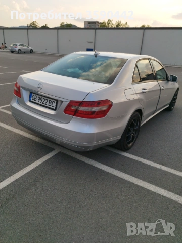 Мерцедес Е200, снимка 2 - Автомобили и джипове - 54587915