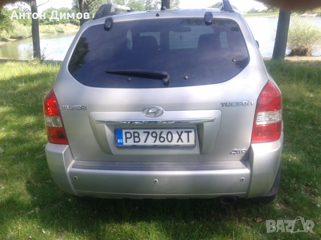 Хюндай Тусон 2009 г.Газ бензин 4 - 4, снимка 4 - Автомобили и джипове - 54919562