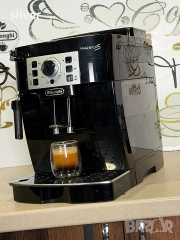 Кафемашина кафе автомат delonghi magnifica S с гаранция