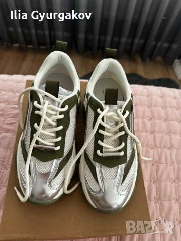 Дамски маратонки на марката Steve Madden. Не са обувани нито веднъж, само са пробвани.   Размер: 38 , снимка 9 - Маратонки - 54766599