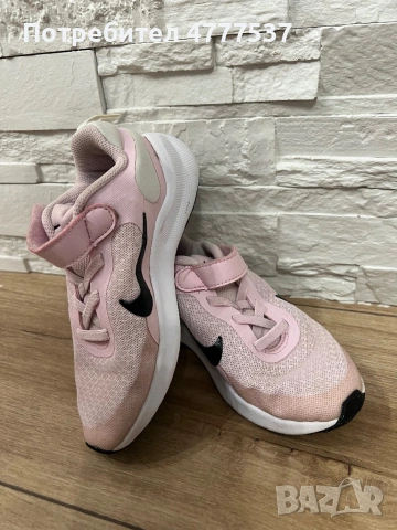 Маратонки Nike 28 номер, снимка 2 - Детски маратонки - 53975704