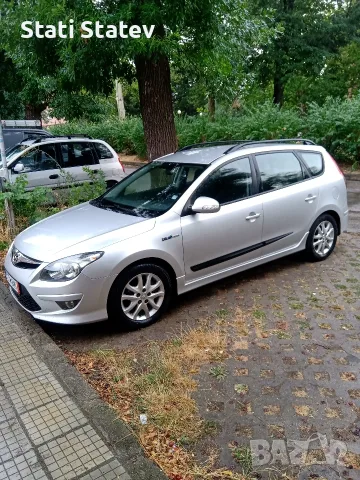 лек автомобил Хюндай , снимка 2 - Автомобили и джипове - 55380625