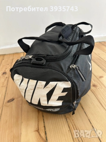 Nike сак чанта, снимка 2 - Сакове - 54538774