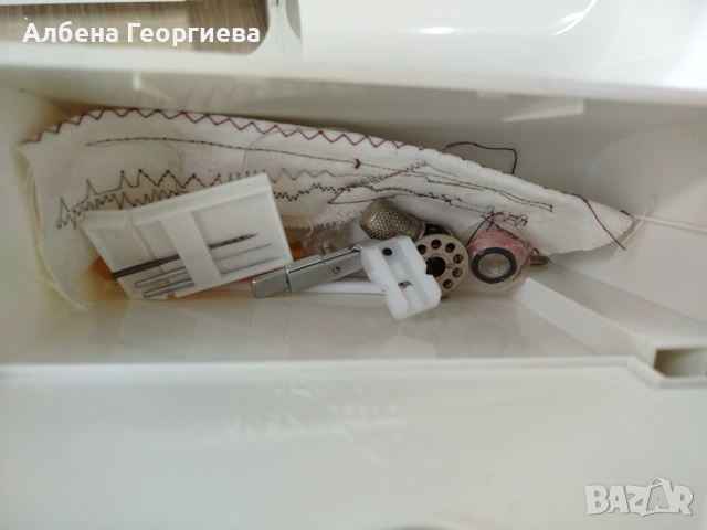 Шевна машина SINGER TRADITION , снимка 9 - Шевни машини - 54056854