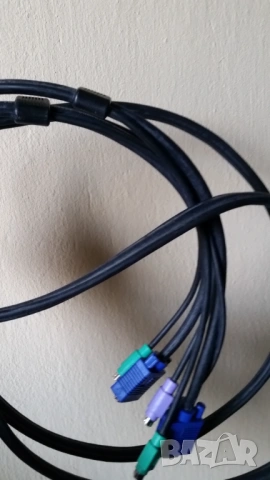 KVM превключвател 4-Port Switch OSD PS/2, снимка 9 - Друга електроника - 53033429