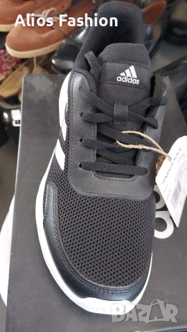 Оригинални нови маратонки Adidas