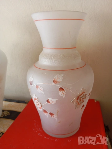 стъклена ваза в арт стил, снимка 2 - Вази - 54236369