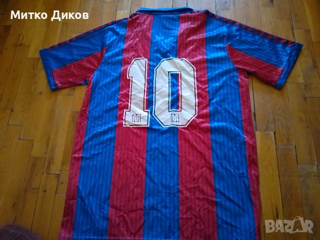 Барселона футболна тениска 1989-1992г. Meyba #10 размер Л от периода на Стоичков в Барса, снимка 5 - Футбол - 54602434