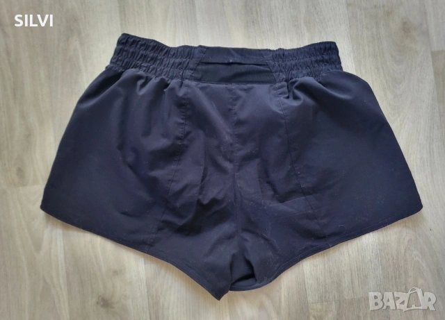 Nike тънки панталони тип шорти за спорт. , снимка 3 - Панталони - 54720569