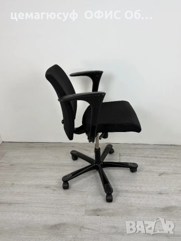 офис стол от марката на HÅG обзавеждане , снимка 2 - Столове - 54259091