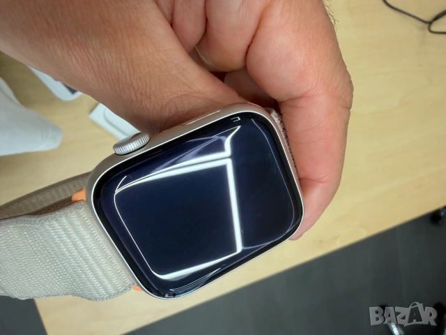 Apple Watch Series 9 GPS 45mm Starlight Aluminium Case – Отлично състояние, снимка 5 - Друга електроника - 54421508