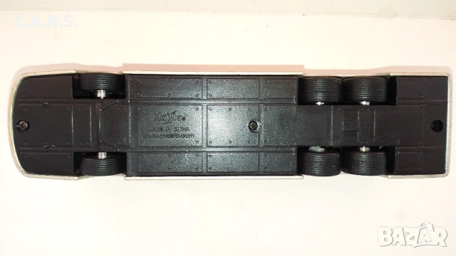 FC Barcelona Team Bus Maisto - Мащаб 1:43, снимка 5 - Колекции - 54099552