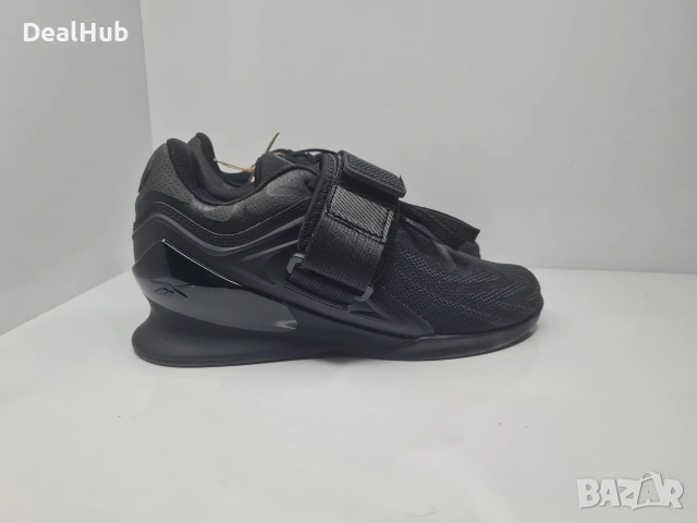 Щангети Reebok Lifter Чисто нови без кутия. Размер 37.5 стелка 24 см. Цена 65 евро.