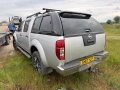 На части Nissan Navara 3.0 dci автоматик 2012 , снимка 6