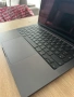 Apple MacBook Pro M5 Pro 14" XDR 1TB Черен, с Гаранция, снимка 2